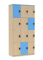 Skříň dřevěná boxová, 12 boxů